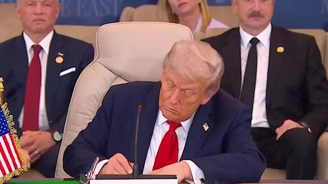 ترامب: الحكومة الفيدرالية ستستأنف عملها بعد توقيعي على إنهاء الإغلاق 1 2025 10 13 19 36 44 324