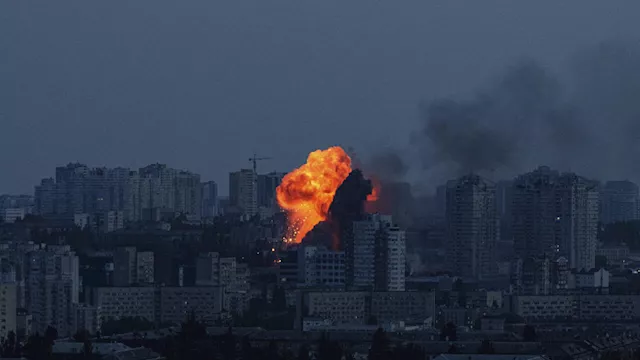 مقتل شخصين جراء هجوم روسي بقنابل انزلاقية بمنطقة سومي الأوكرانية 1 2025 10 14 14 22 32 433