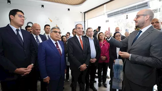 وزير الاتصالات يتفقد مشروع إحلال الشبكة النحاسية بالألياف الضوئية بالمنصورة 1 2025 12 6 17 7 2 526